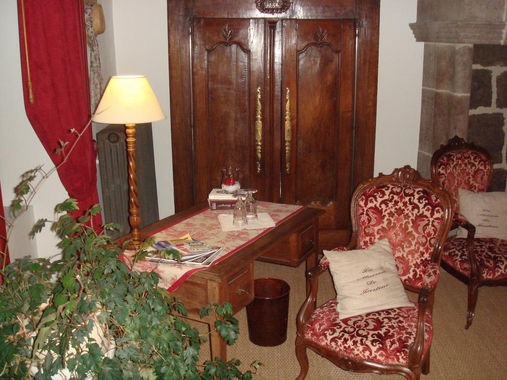 La Maison De Justine Ξενοδοχείο Murat  Εξωτερικό φωτογραφία